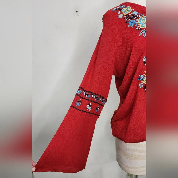 New York & Company Embroidered Flower Long Sleeve V Neck Red Blouse Size M - Picture 5 of 7